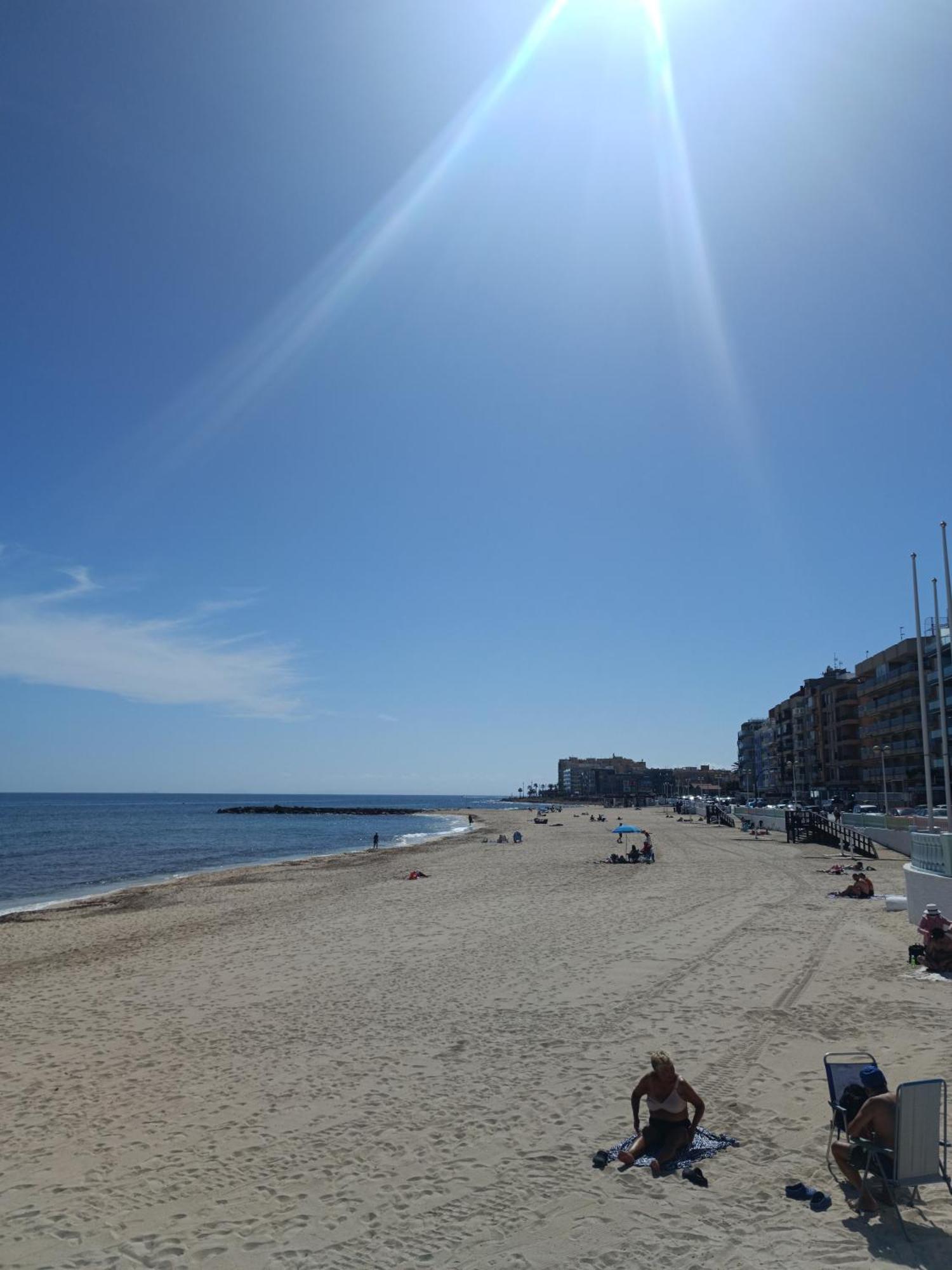 Pmt19 - Los Locos 19 - Edificio Orbiplaya Torrevieja Exterior foto